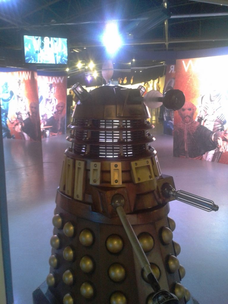 dw18