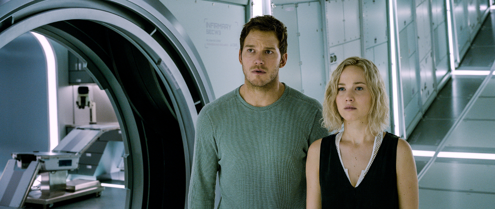 Изображение с име: Chris Pratt and Jennifer Lawrence star in Columbia Pictures' PASSENGERS.