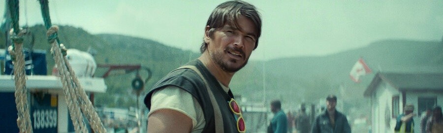 Джош Хартнет ще бори морско чудовище по Netflix Джош Хартнет ще бори морско чудовище по Netflix